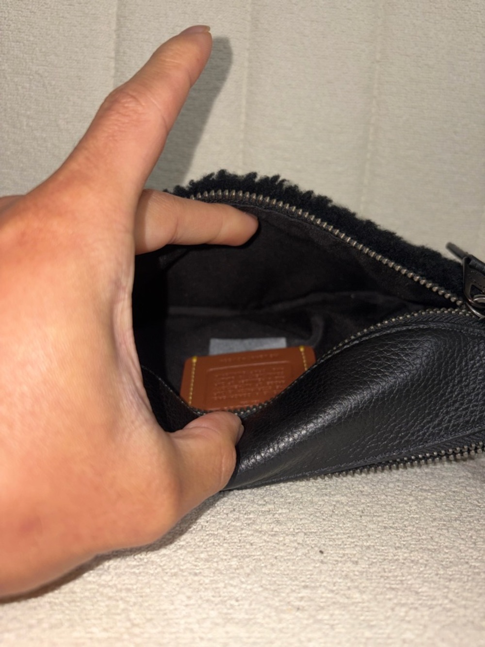 NWT Coach Warren Mini Belt Bag Shearling Signature Canvas CY884 Charcoal Black - Picture 6 of 8